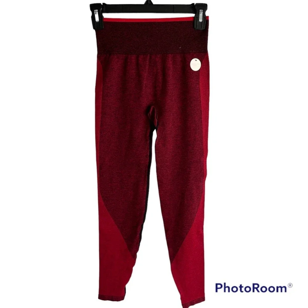 NEW‎ VICTORIA'S SECRET PINK Red Seamless Heart Design Leggings, S